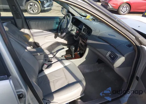 2000 Nissan Altima Gle/Gxe/Se z USA, uszkodzony, nr VIN 1N4DL01A3YC143248